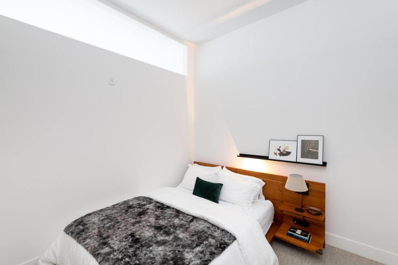Modern 1Br Apt With Skywalk To Fiserv, Rooftop, And Parking Milwaukee Exterior foto